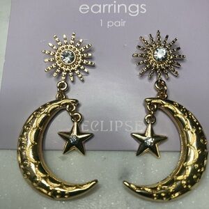 Earrings Star & Moon Shaped Dangle Earrings